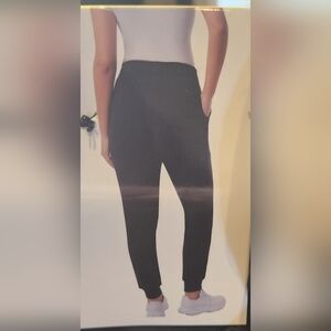 32 Degrees Heat Womens Jogger With Zippered Side Pocket, Black, Size: S, New